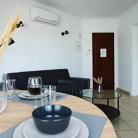 Seaside Junior Lighthouse 63 *