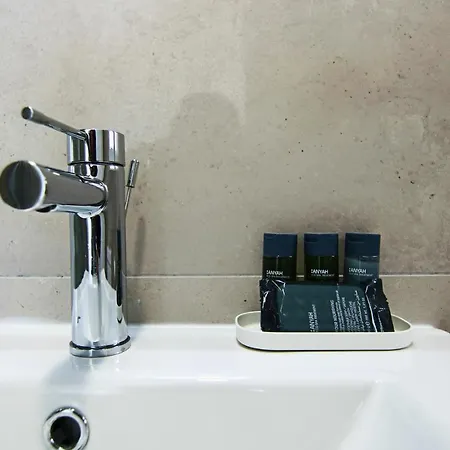 דירה Seaside Junior Lighthouse 63 פאפוס