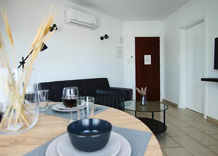 Seaside Junior Lighthouse 63 *