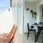 Seaside Junior Lighthouse 63 شقة بافوس