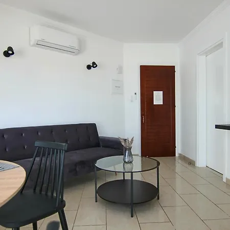 Phaedrus Living Seaside Junior Lighthouse 63 Apartment
